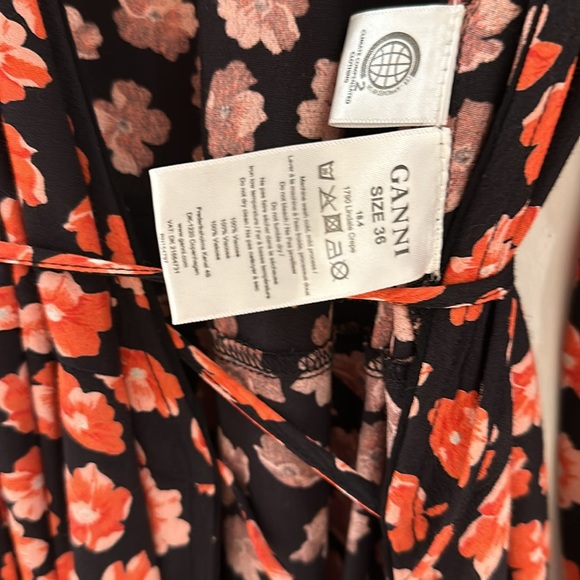 GANNI Floral Crepe Midi Wrap Dress
Size: S - Picture 5 of 7